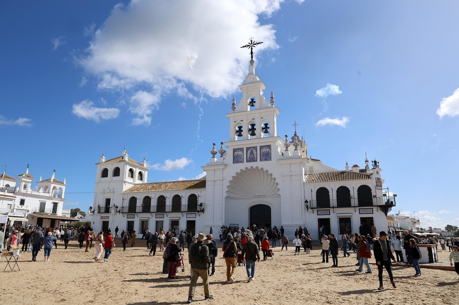 Santuario de la Virgen del Rocío