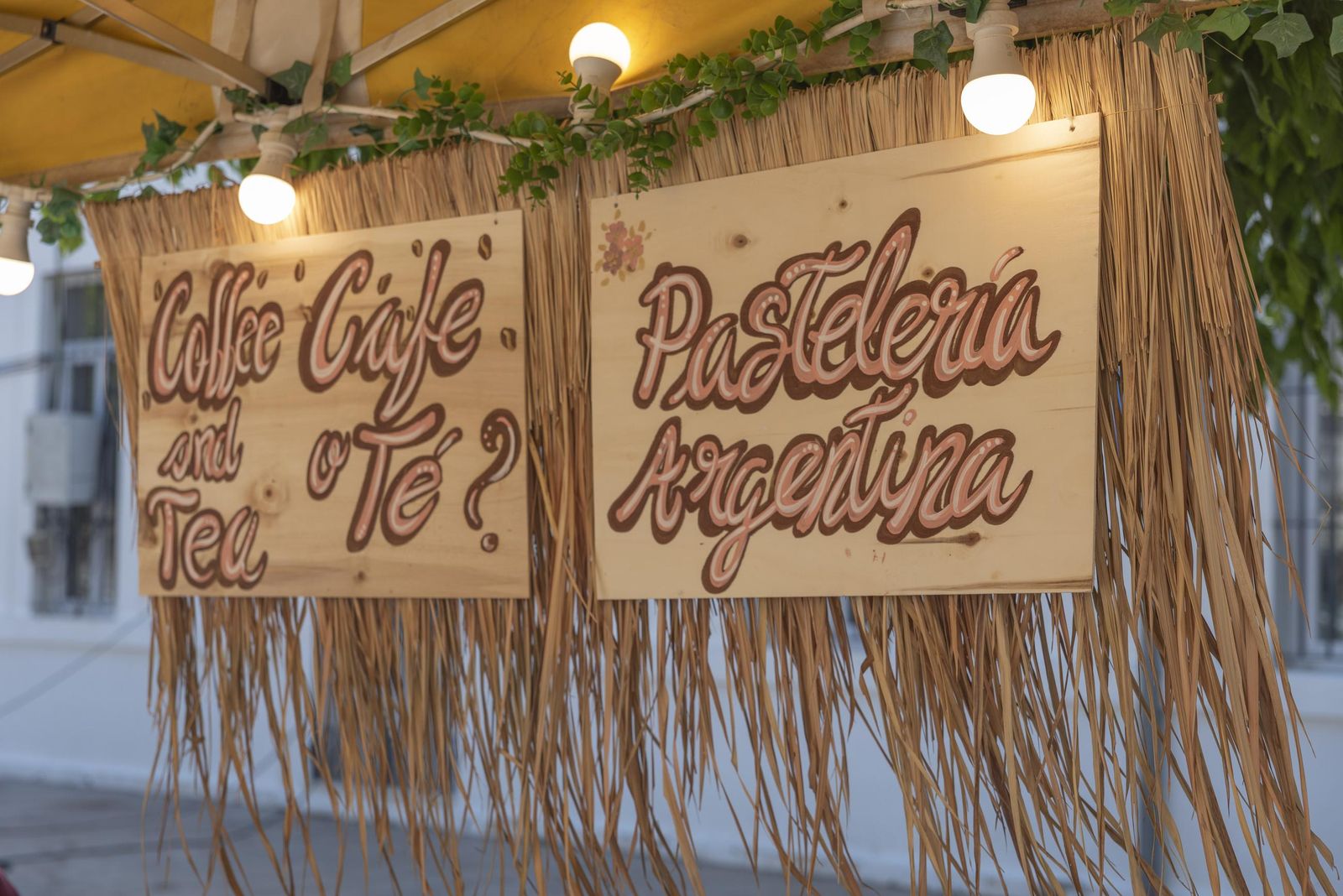 Fotos del festival de foodtrucks en San Roque por el 319 aniversario