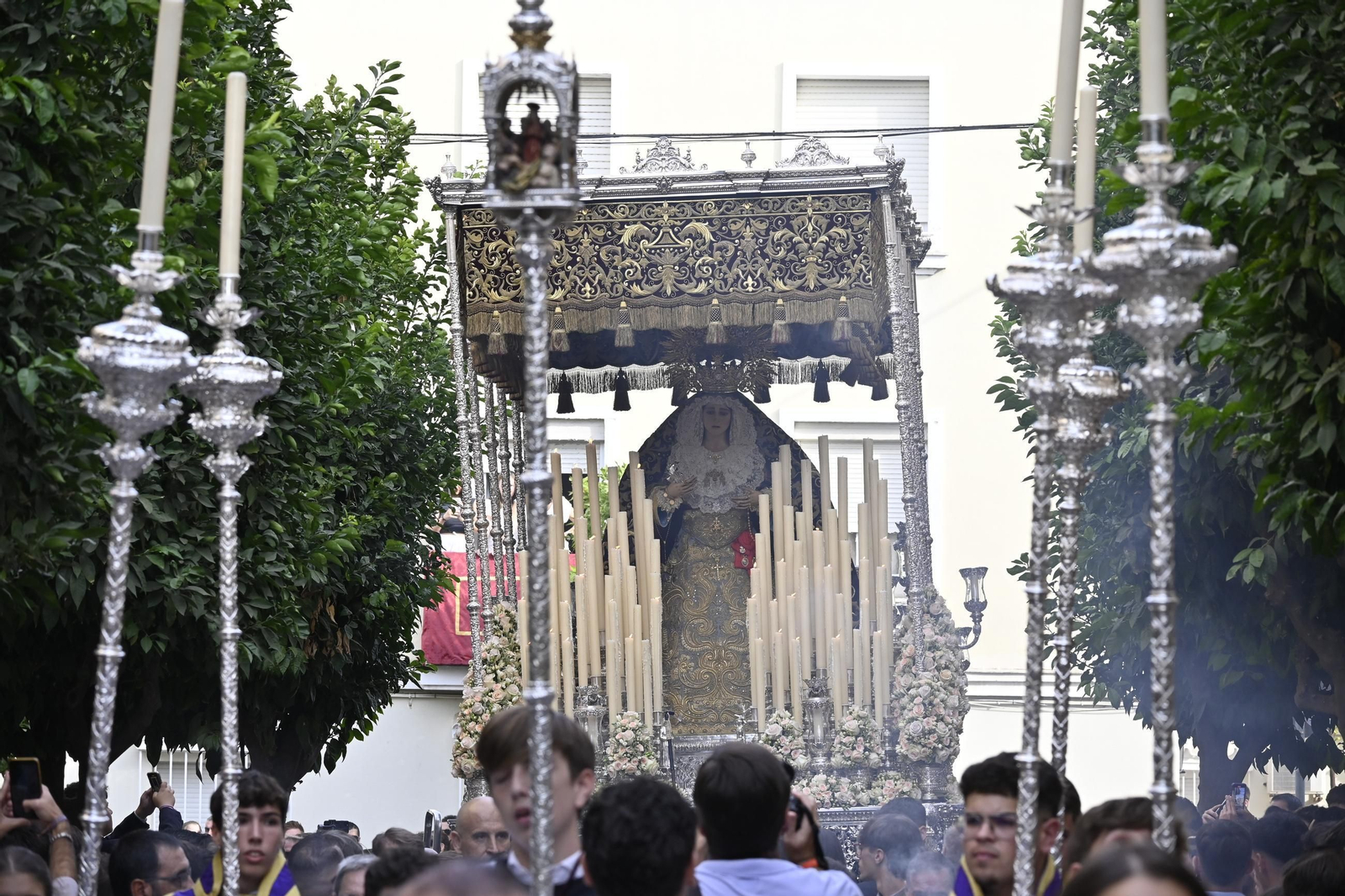 Extraordinaria de la Virgen del Valle de Huelva en imágenes