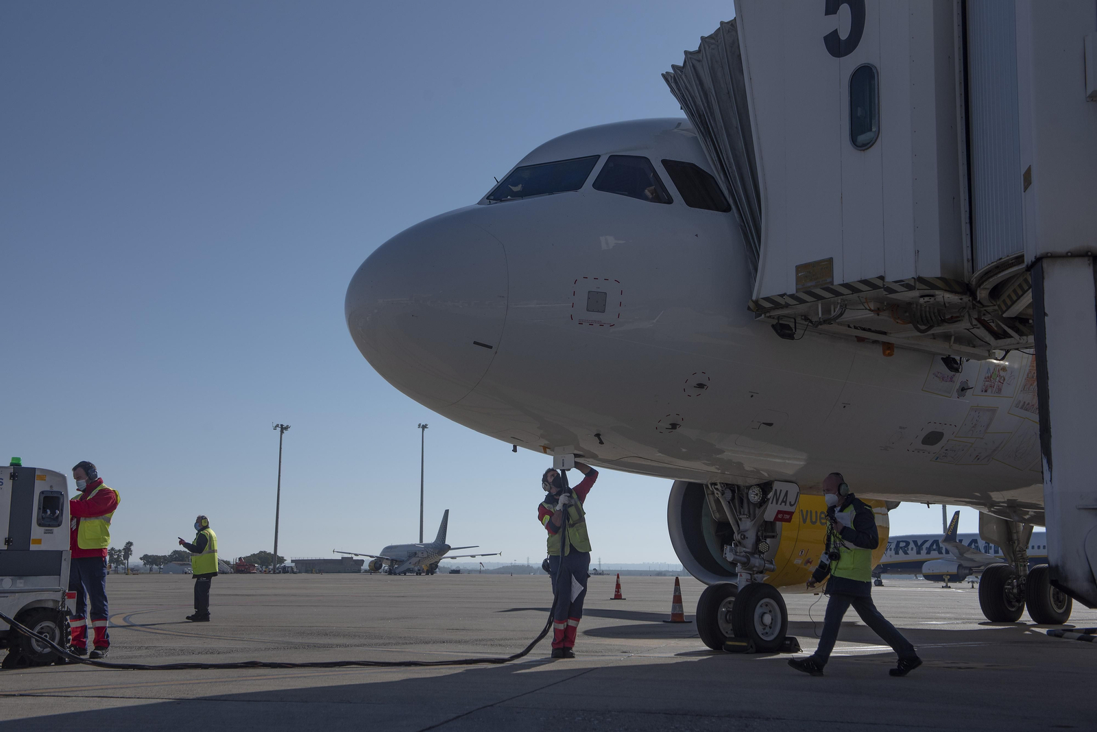 Llegada del primer vuelo verde de Vueling que hará la ruta Barcelona-Sevilla
