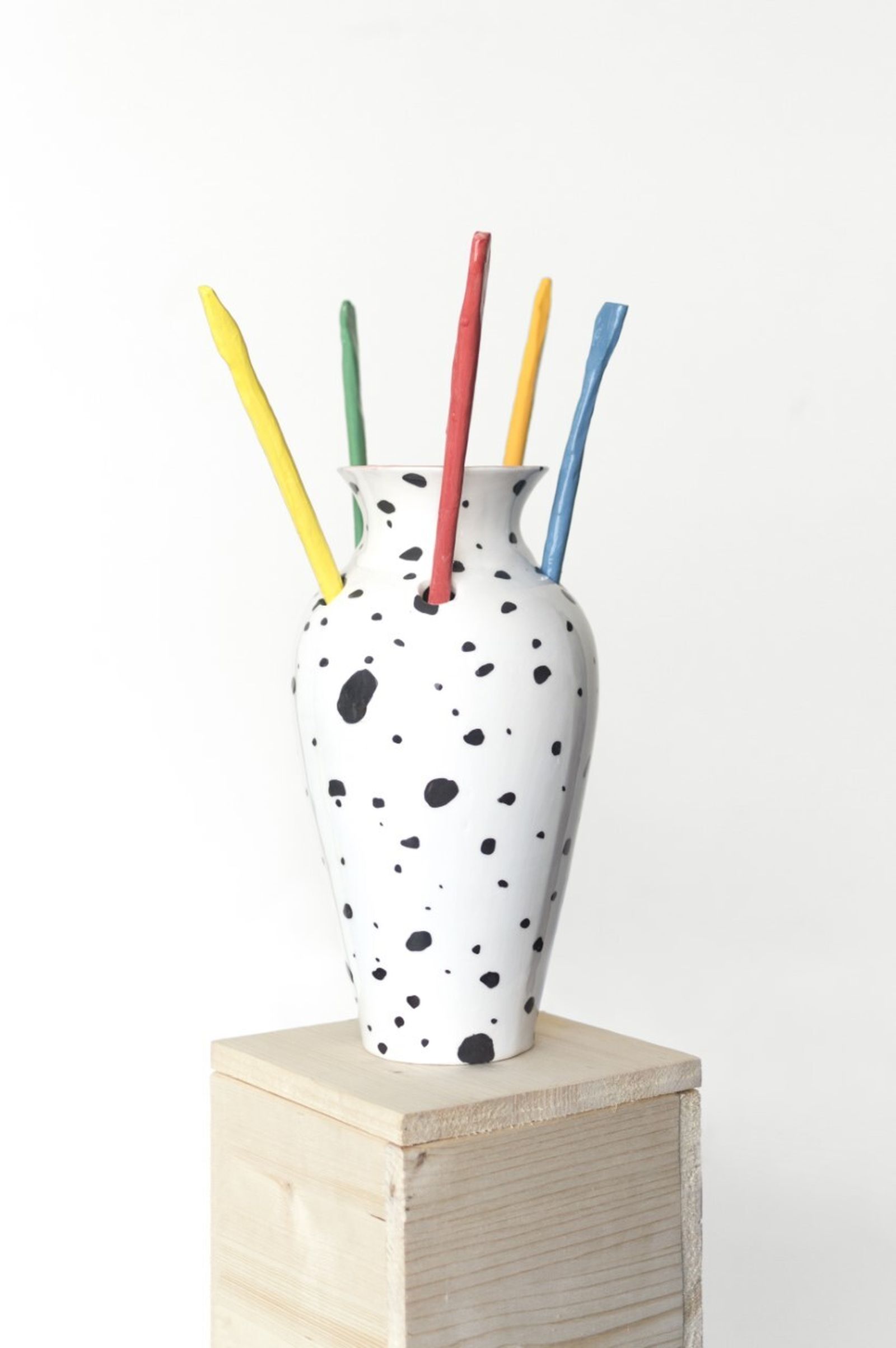 'Cinco flechas', una cerámica de Little.