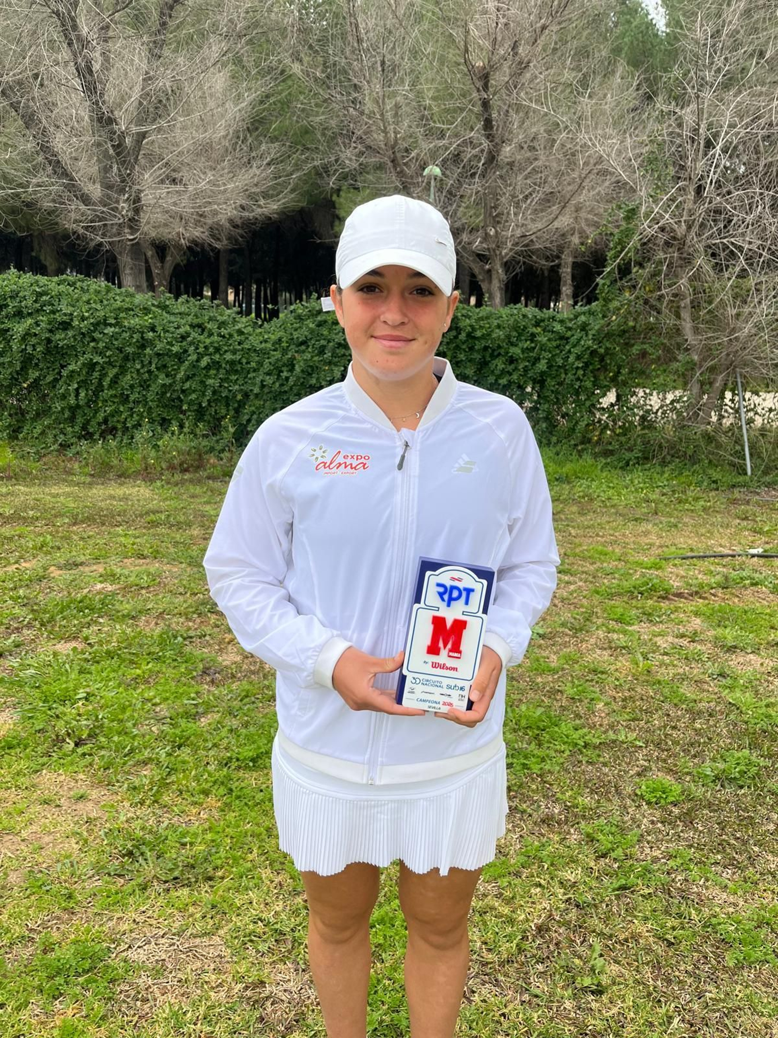 Paula Navarro venció en la final y confirmó que es una de las joyas del deporte almeriense.