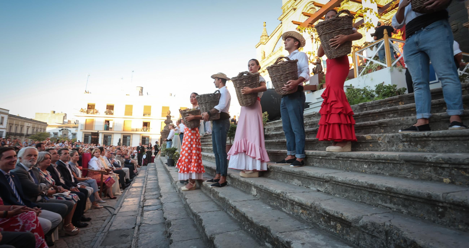 Imágenes de la Pisa de la Uva en la Catedral de Jerez