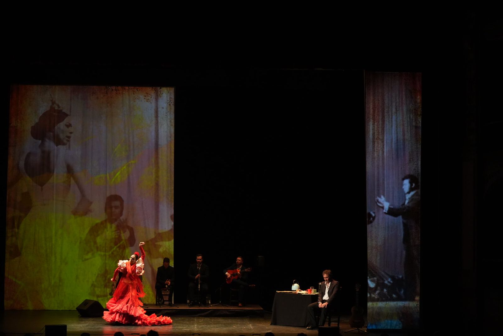 La Gala Flamenca de Navidad de la Universidad de Córdoba, en imágenes