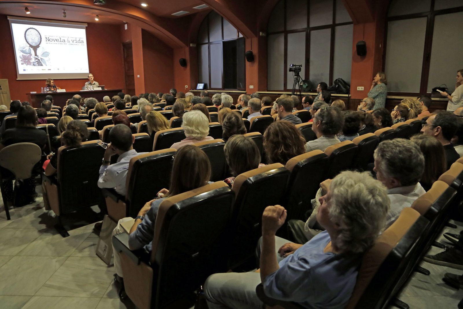 Un momento del diálogo entre Orejudo y Usón.
