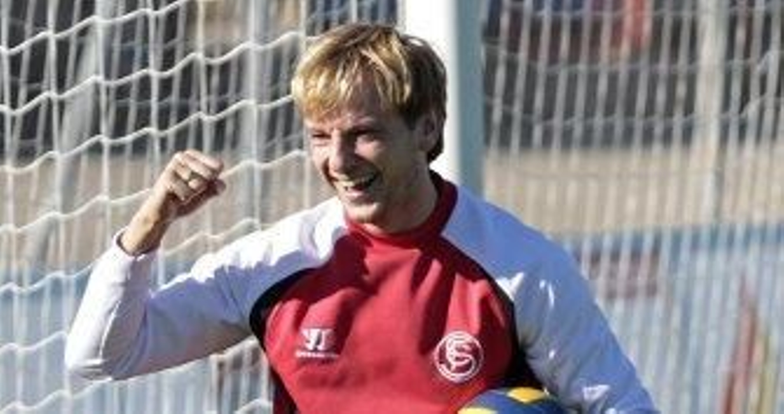 Rakitic se pone al mando