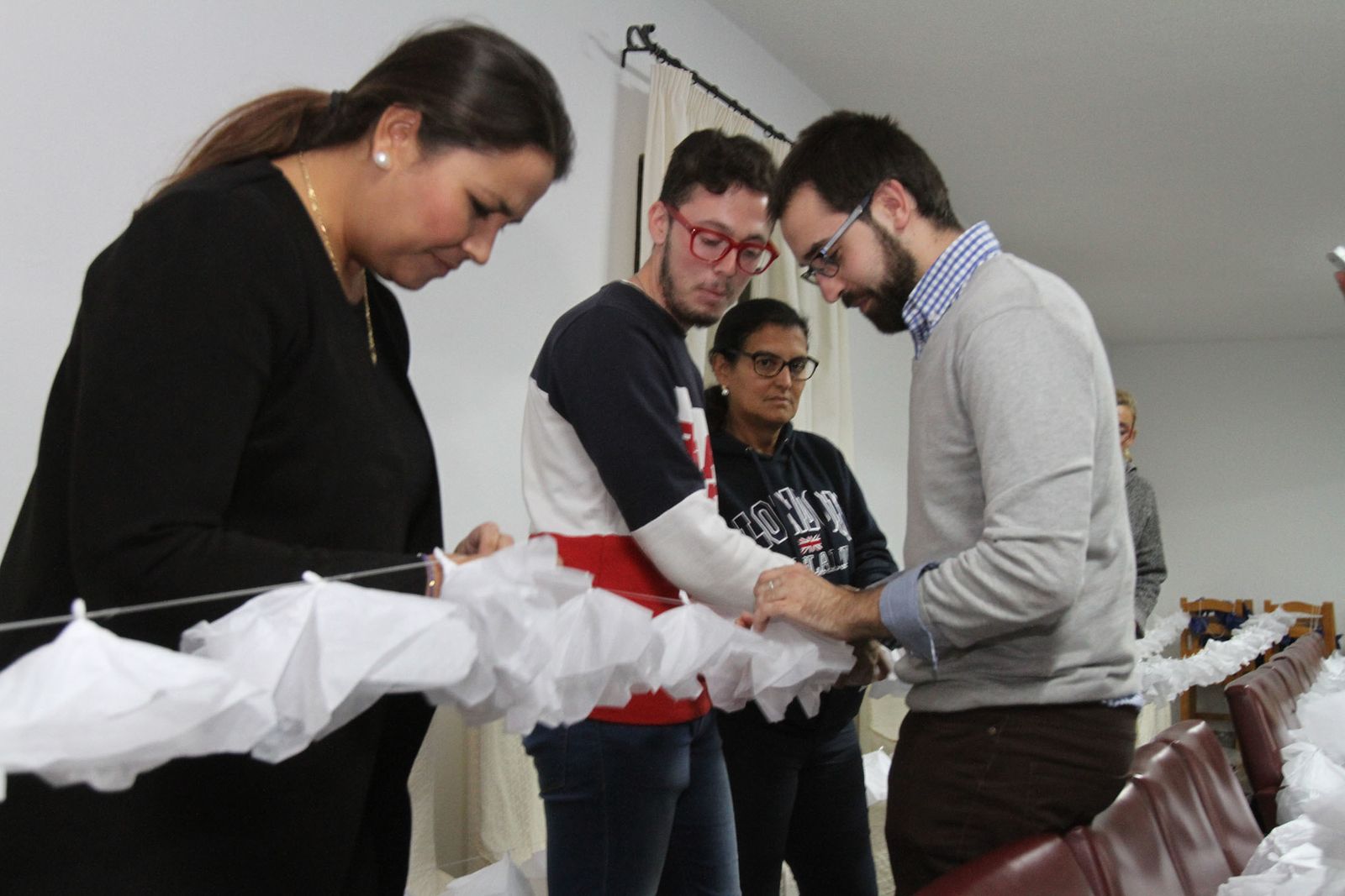 Preparativos en la Hermandad de Huelva para la Magna Rociera