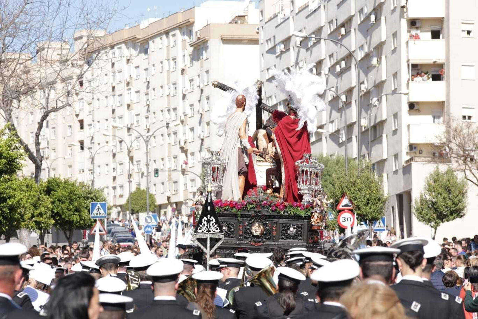 Domingo de Ramos en San Fernando 2023: las imágenes de la hermandad de Humildad y Paciencia