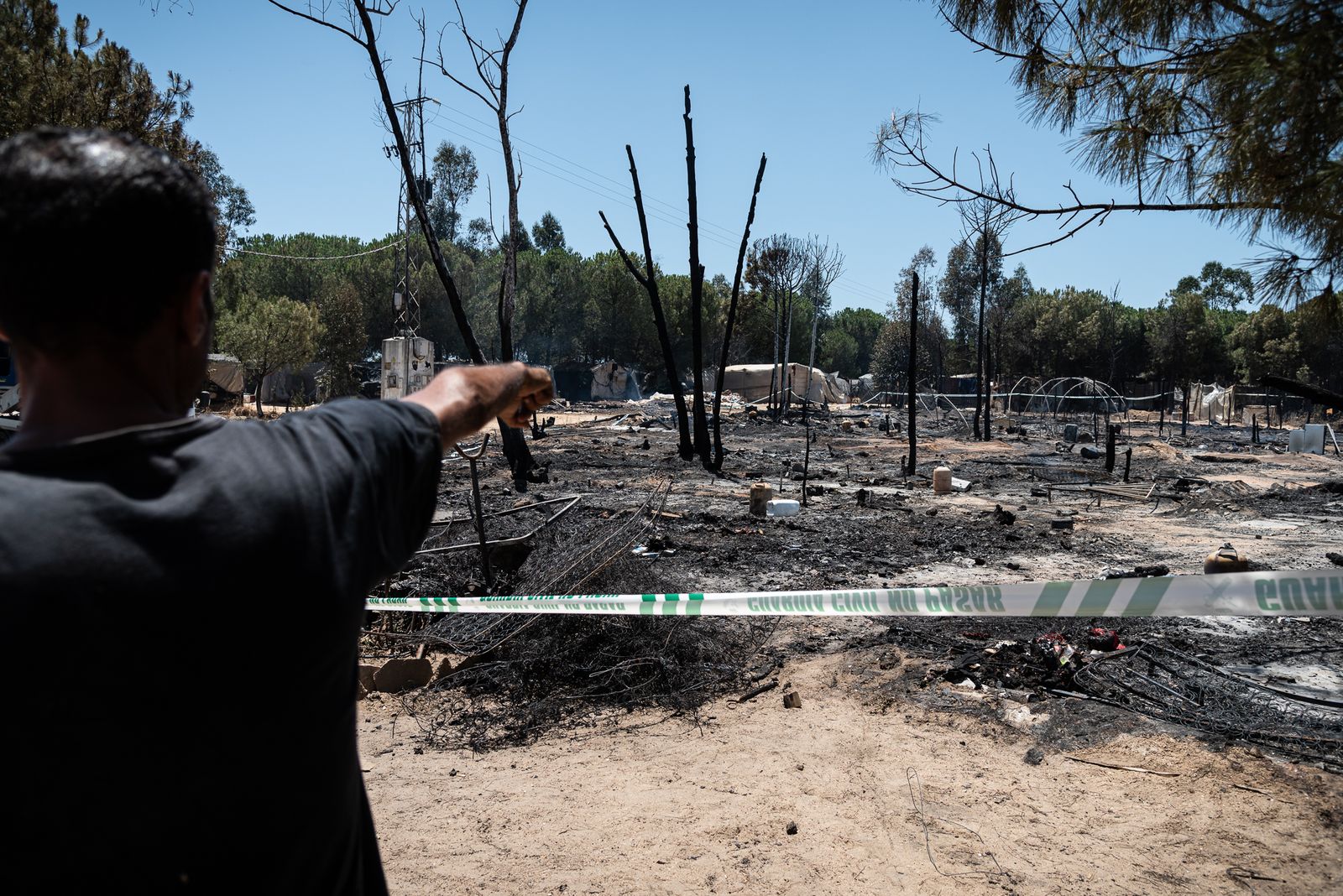 Imágenes del incendio del poblado chabolista de Lucena del Puerto