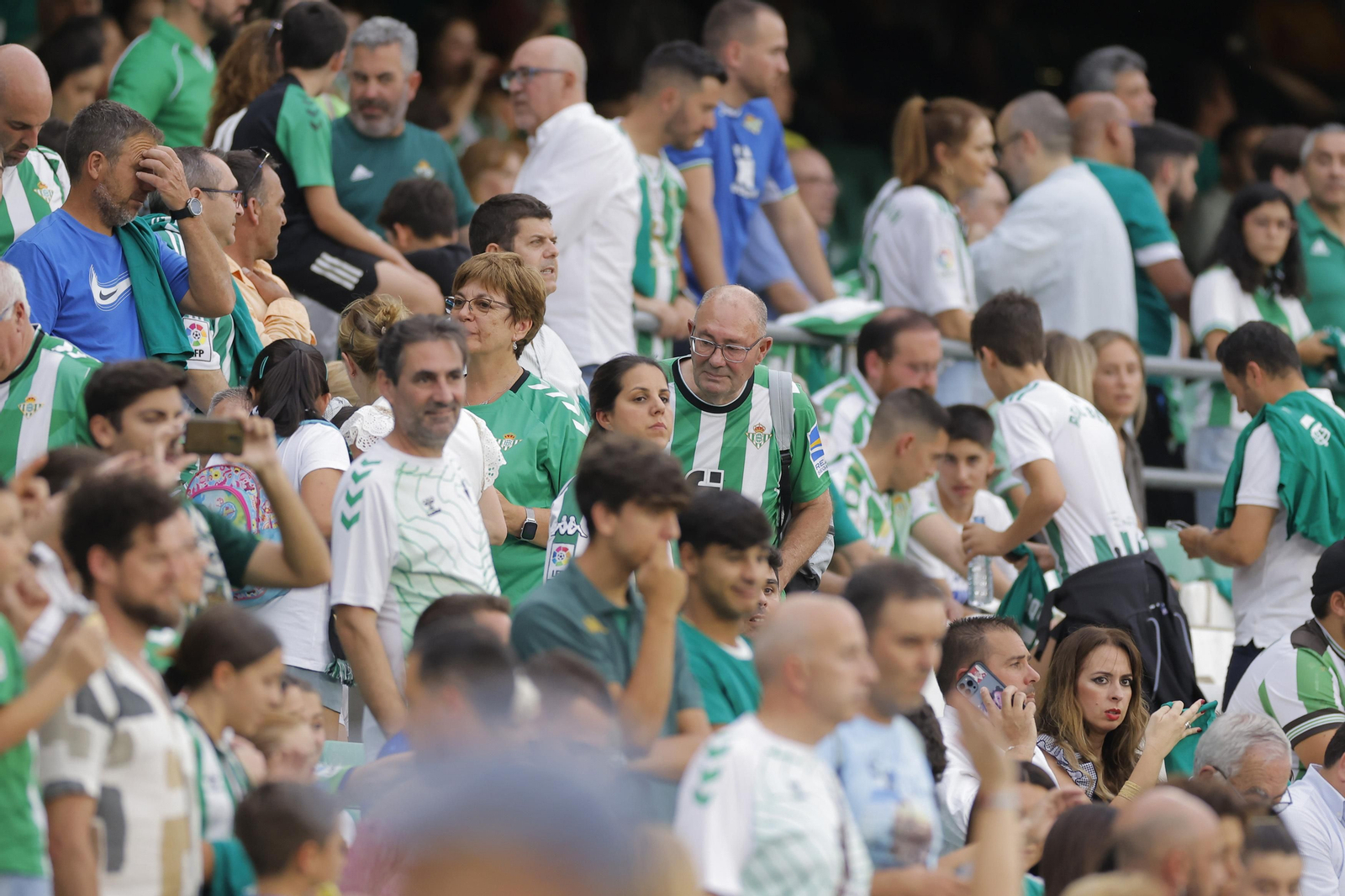 Búscate en las fotos de la despedida de Joaquín