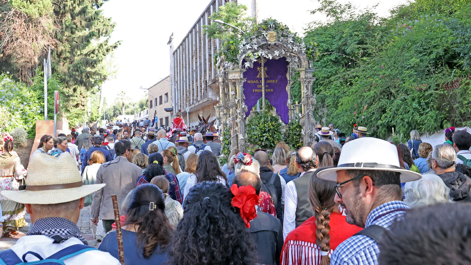 La Hermandad del Rocío de Jerez comienza su camino