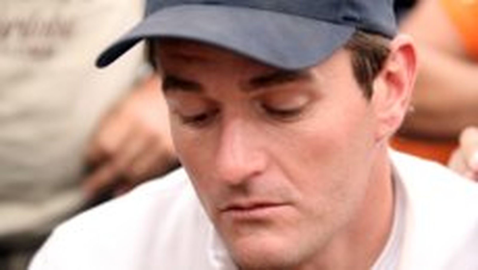 Coma, penalizado seis horas por cambiar un neumático