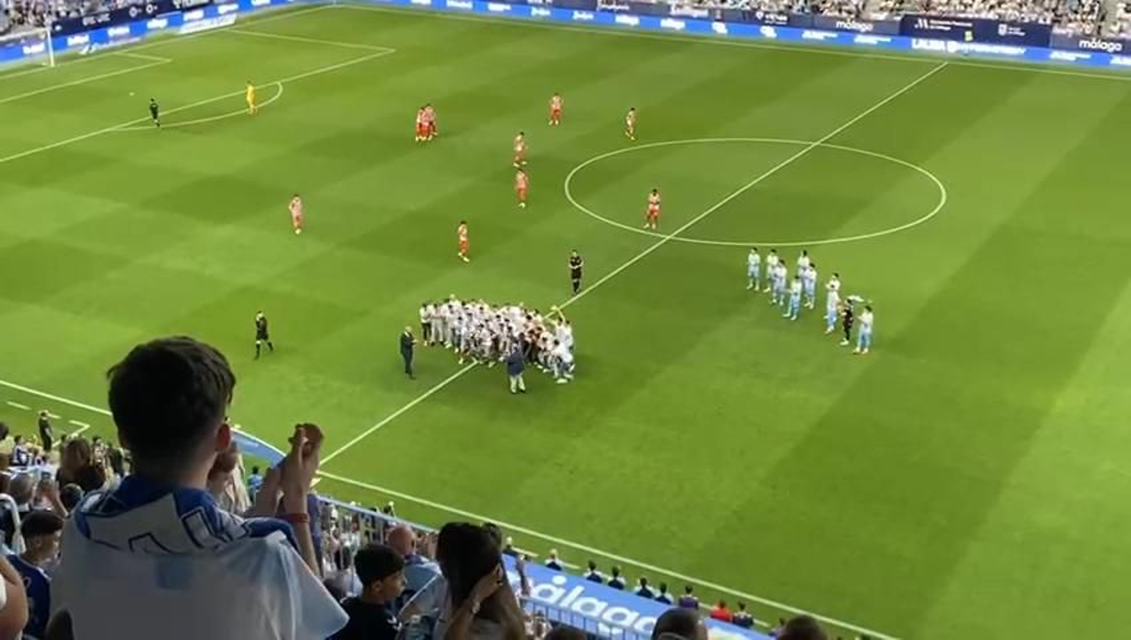El homenaje de La Rosaleda al filial del Málaga CF El homenaje de La Rosaleda al filial del Málaga CF