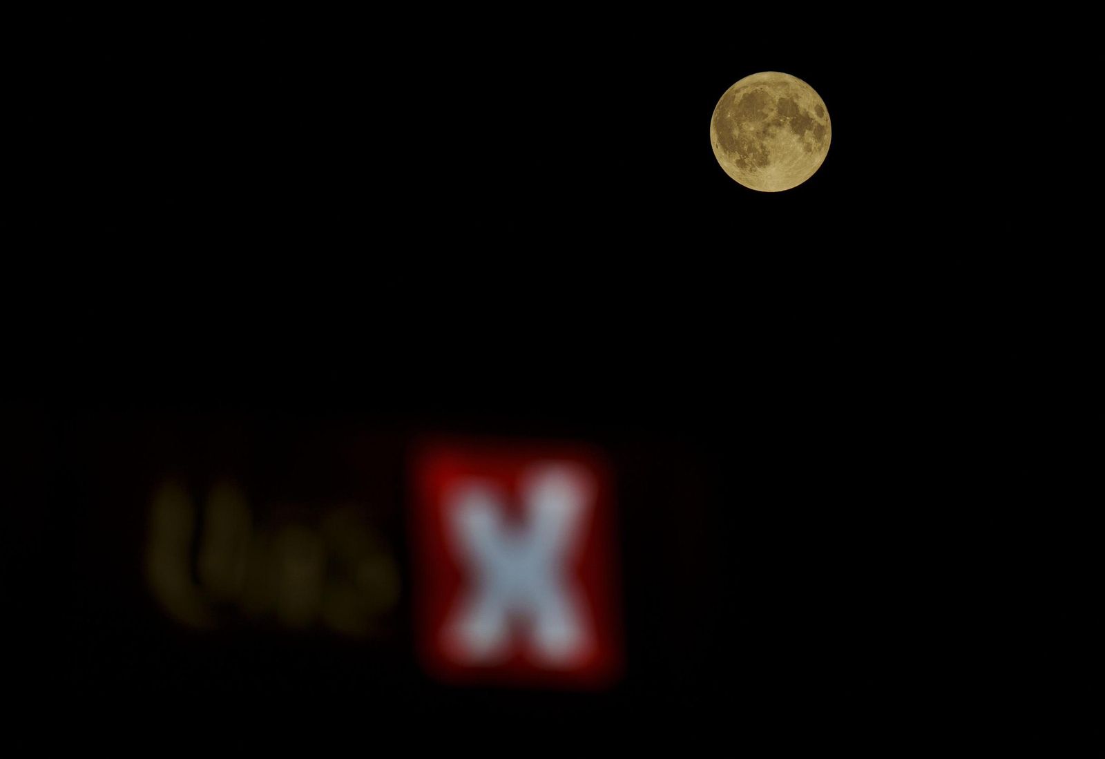 La Superluna azul captada en diferentes partes del planeta: un disfrute visual de la Luna del Esturión