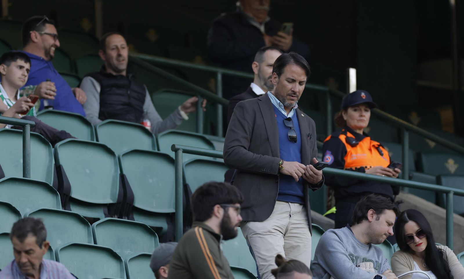 Búscate en las fotos del Betis - Gent