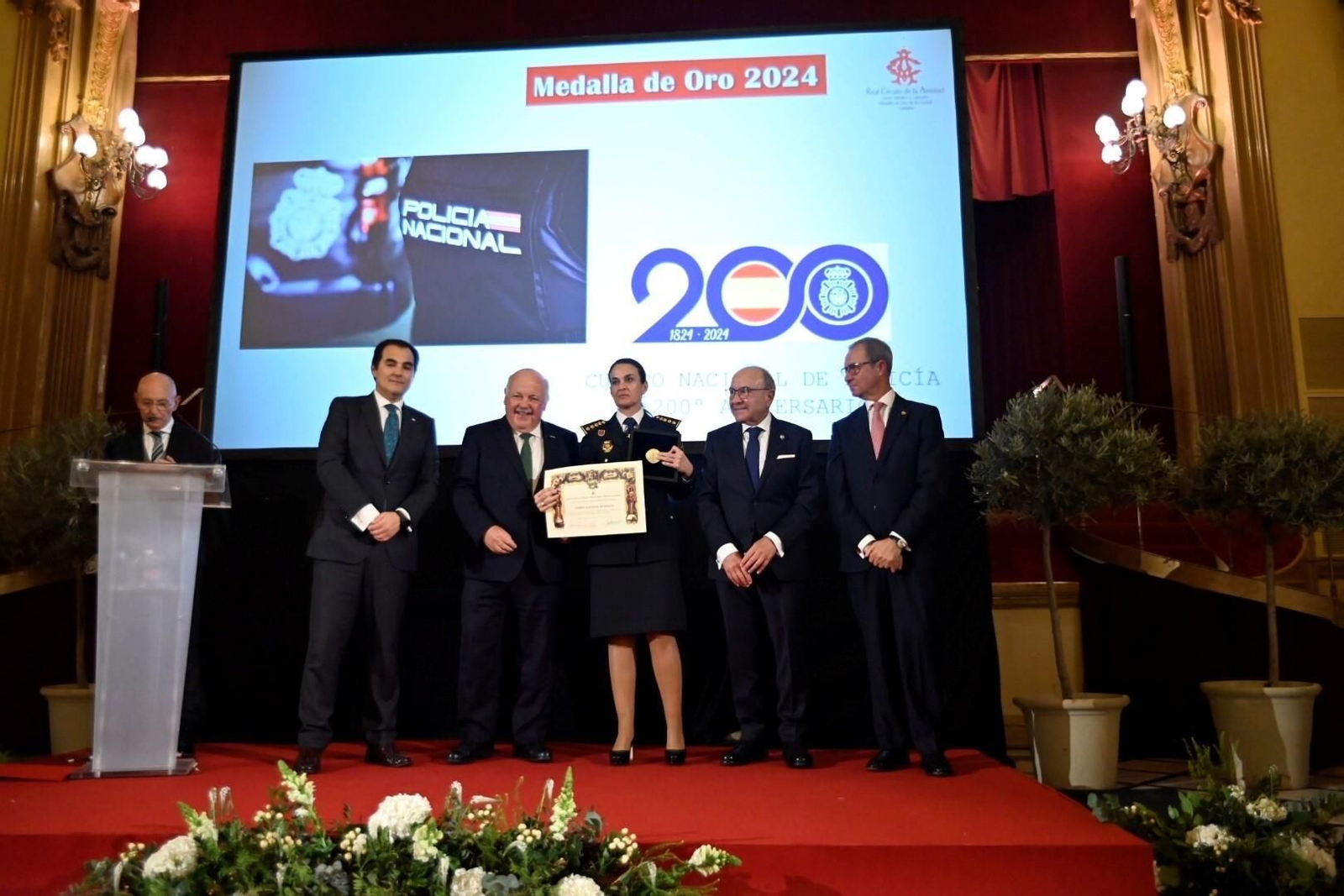 El Real Círculo de la Amistad de Córdoba entrega sus galardones, en imágenes