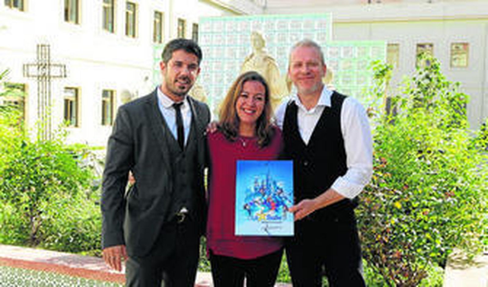 Luke Burkett, María Jesús Lorente y Mark Rees.
