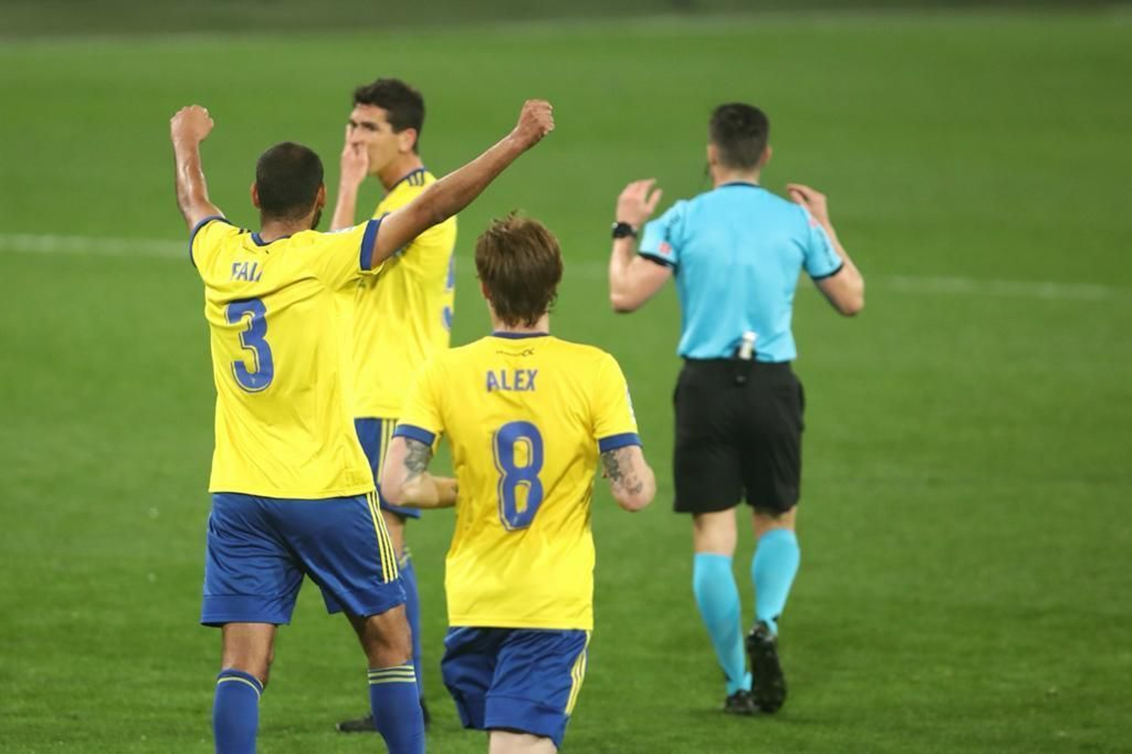 Las imágenes del Cádiz-Eibar.