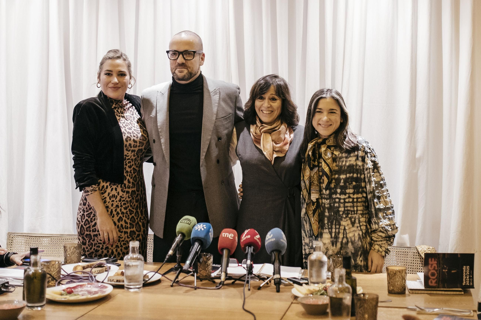 Presentación de la sexta temporada del Teatro del Soho CaixaBank con su directora, Aurora Rosales.