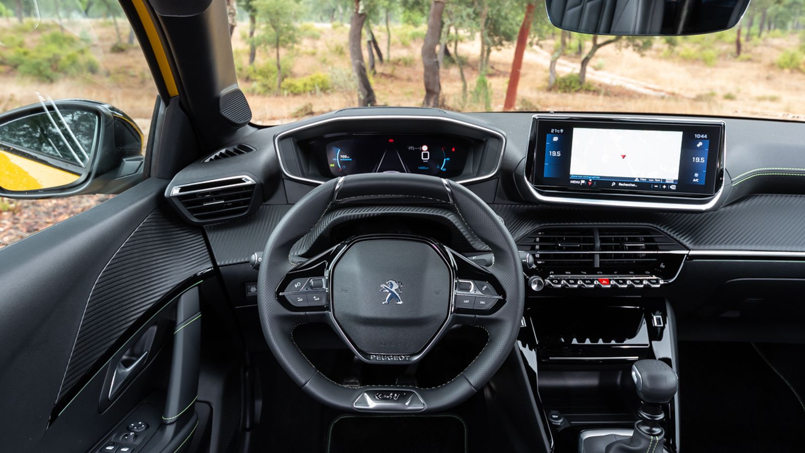 Interior del nuevo Peugeot 208.