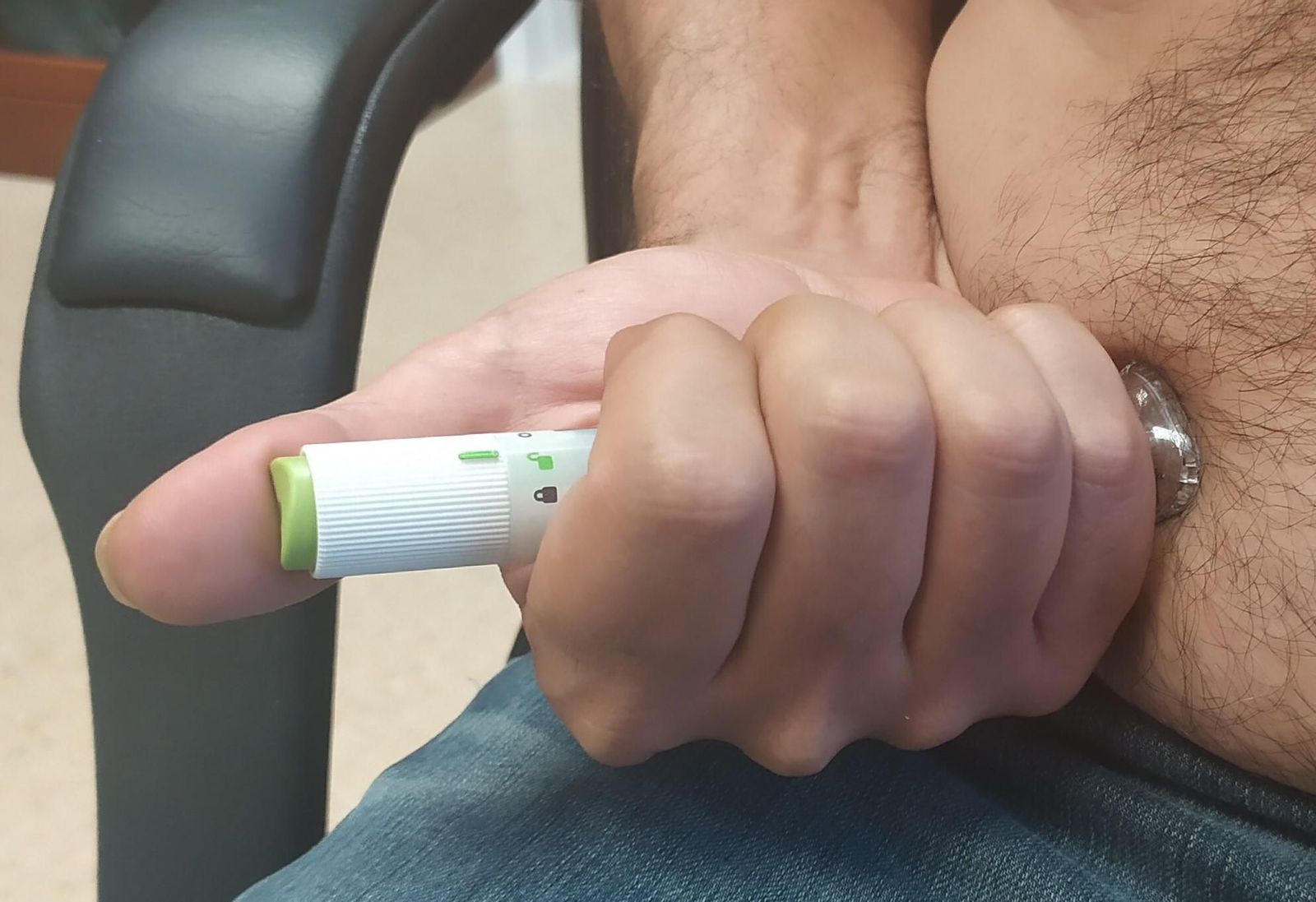 Bolígrafo para el tratamiento con el fármaco. Bolígrafo para el tratamiento con el fármaco.