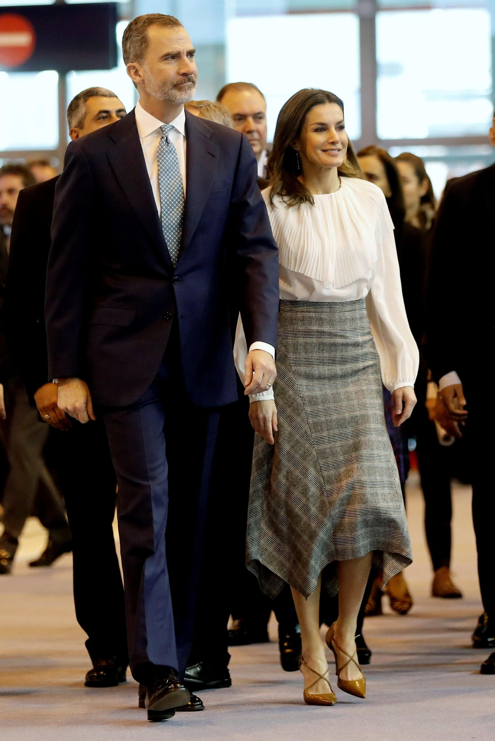Las imágenes de la inauguración de FITUR, protagonizada por las protestas del taxi