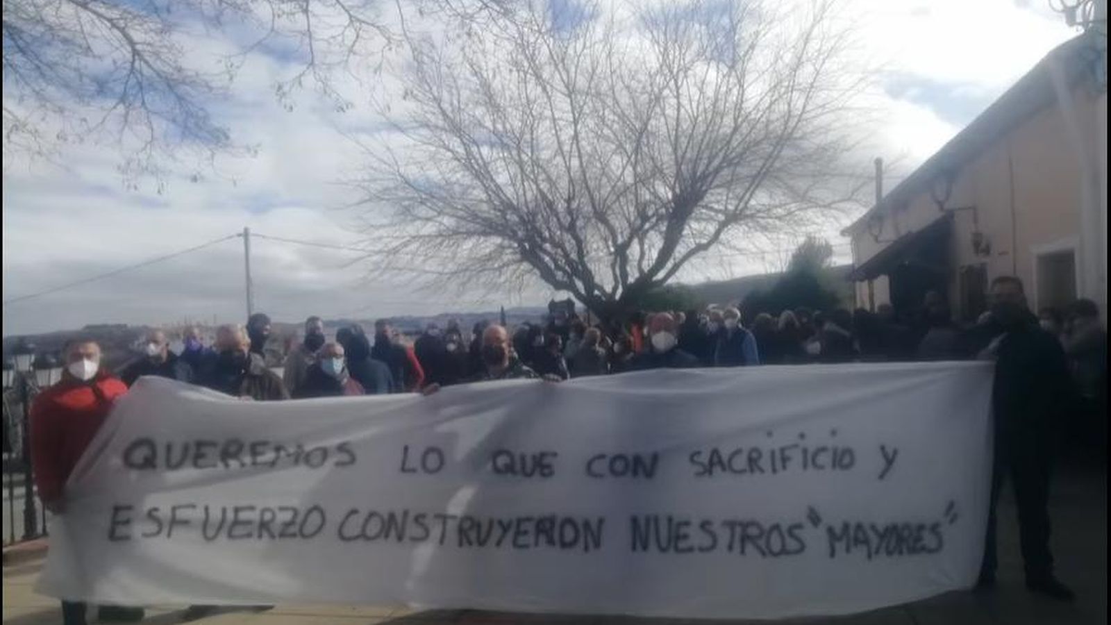 Los topareños no están dispuestos a rendirse
