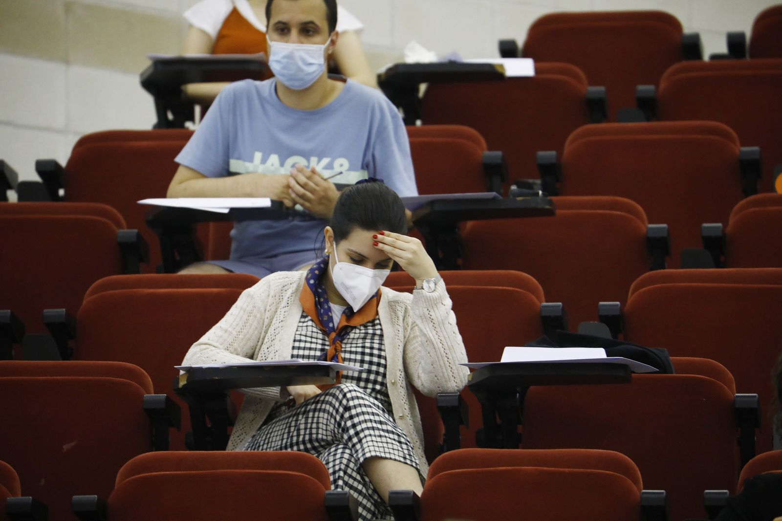 Las oposiciones de Secundaria en Córdoba, en imágenes