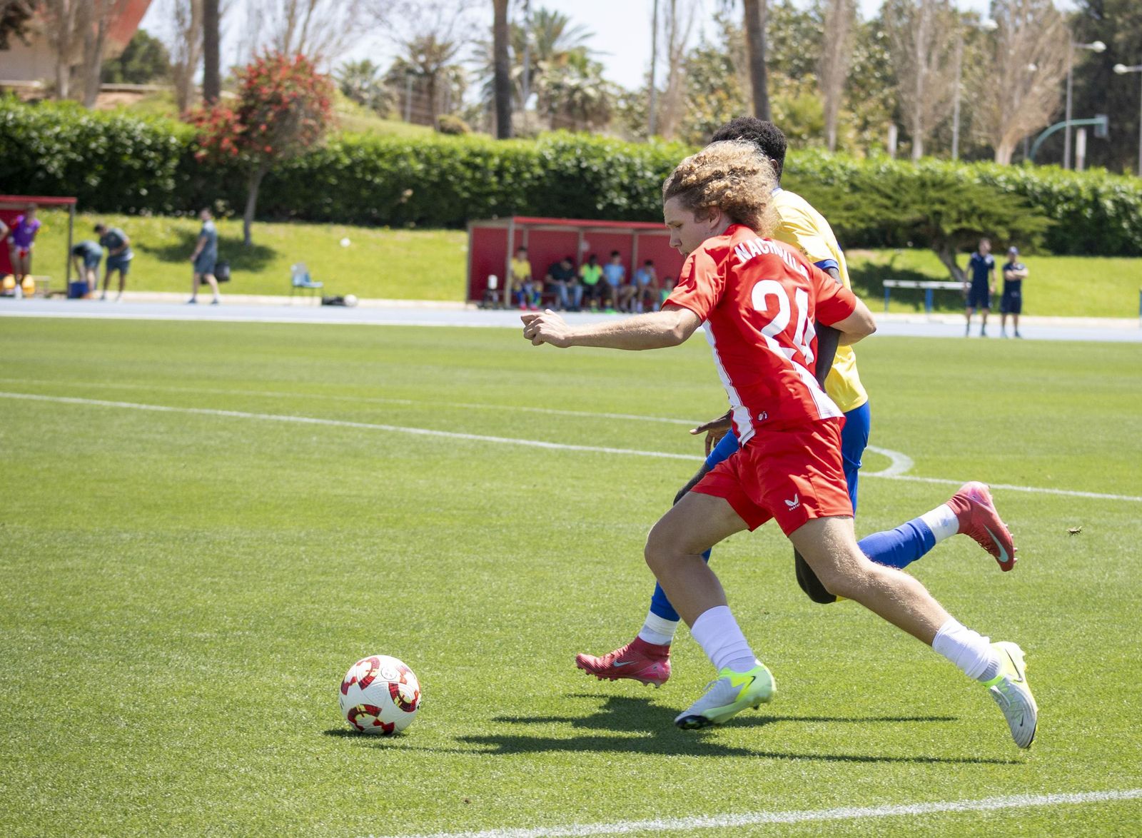 Partido de Segunda RFEF entre el Almería B y el Cádiz Mirandilla