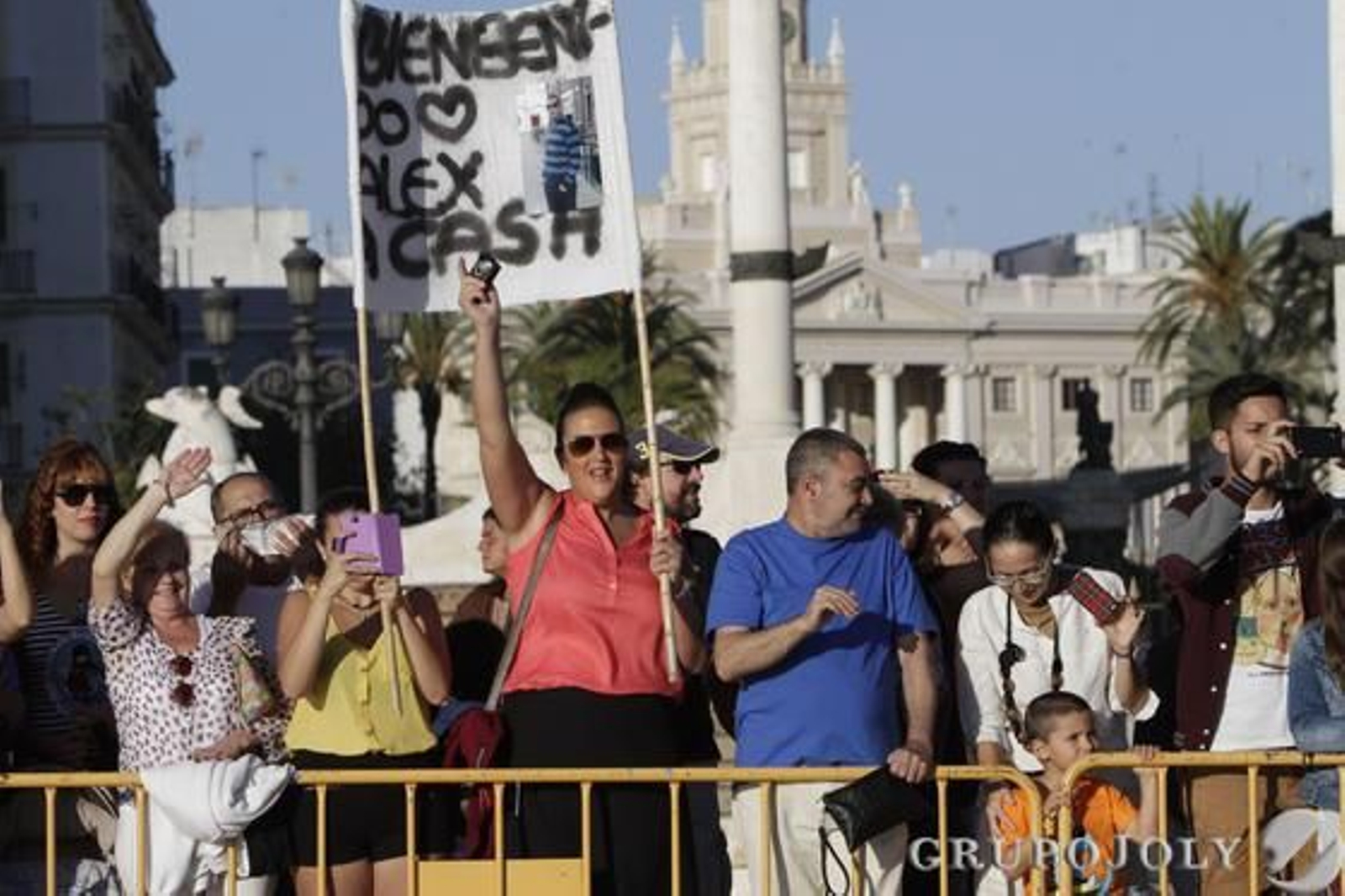 Llegada del "Juan Sebastián de Elcano"

Foto: Lourdes de Vicente