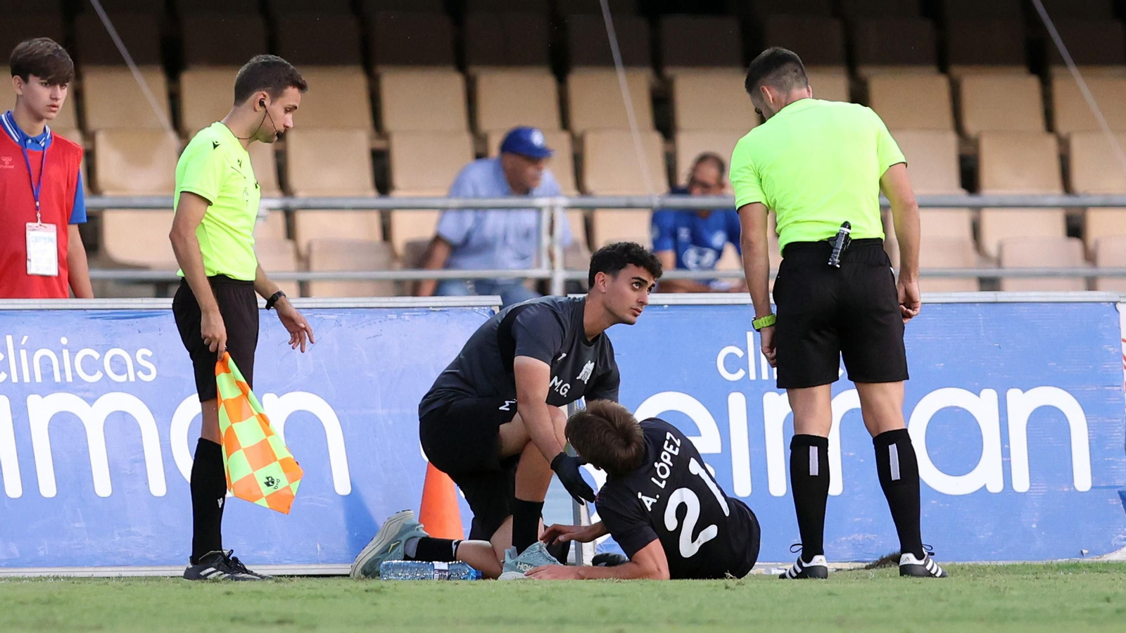 Imágenes del Xerez DFC contra el Águlas FC en Chapín