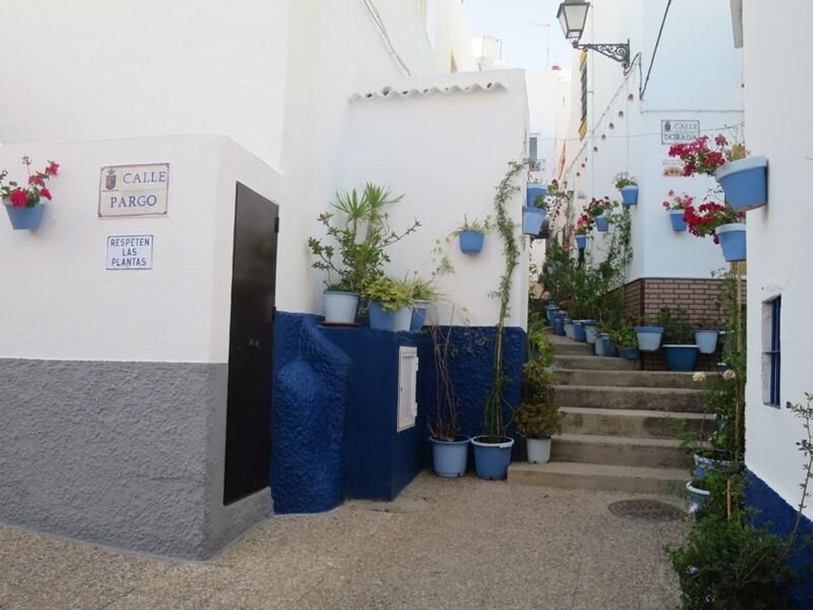 Un paseo por el barrio de los pescadores de Conil