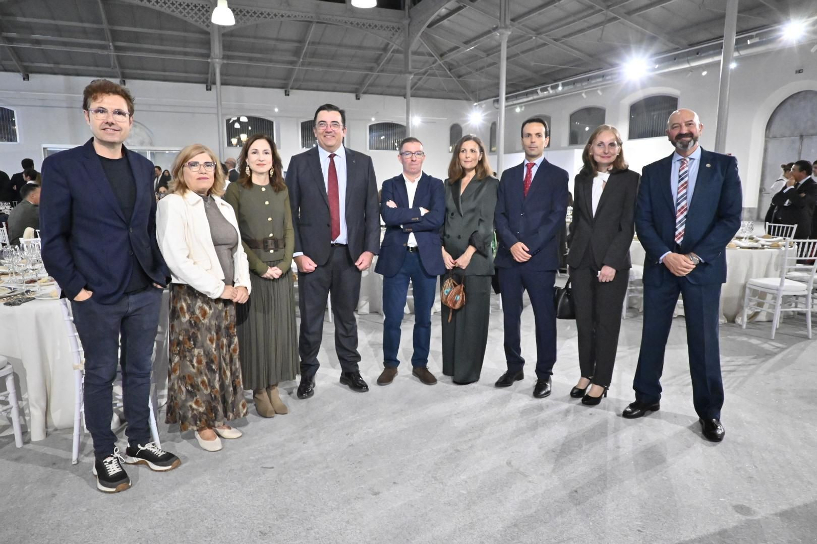 Imágenes de los invitados a la gala de los  37 premios Onubenses del Año