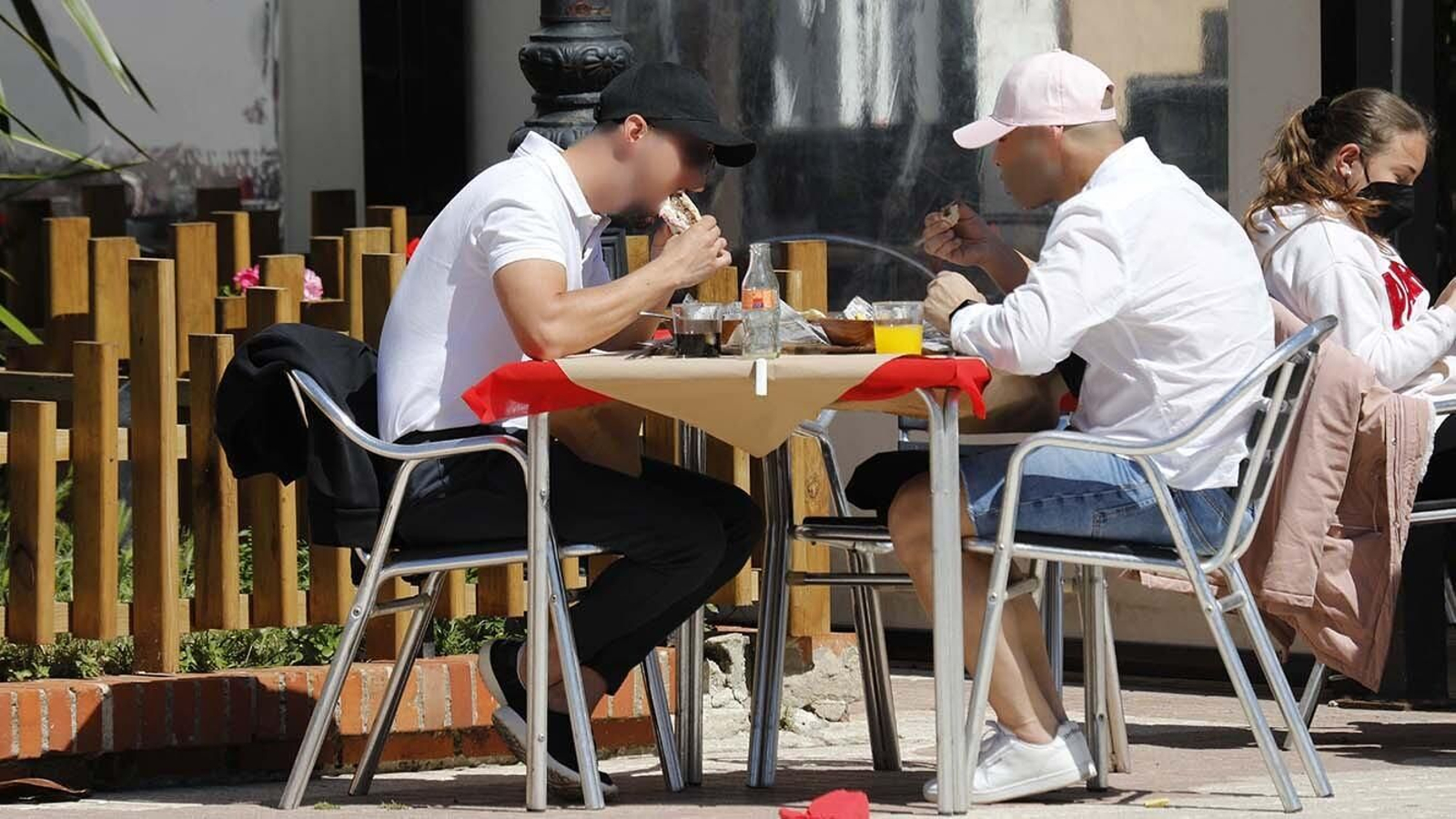 Las fotos de Tarifa y Sotogrande, en su primer fin de semana sin cierre perimetral por provincias