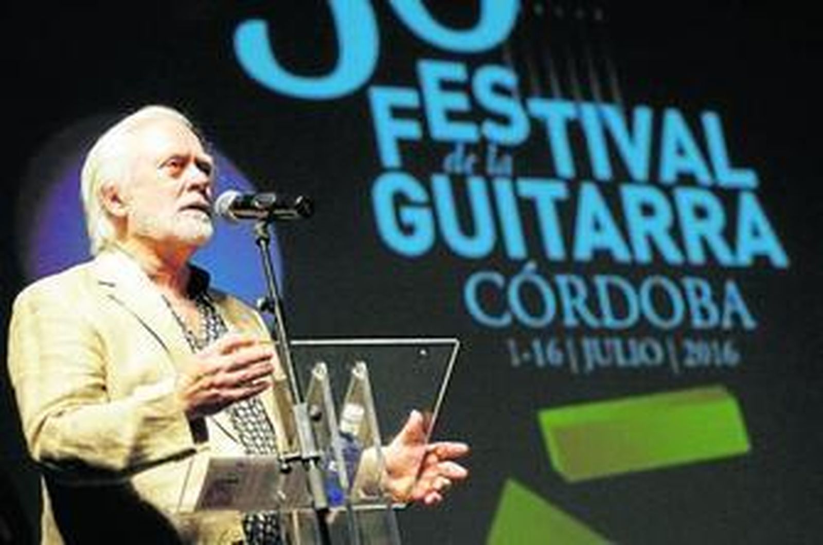 Manolo Sanlúcar, durante su intervención del pasado jueves en el Festival de la Guitarra de Córdoba.