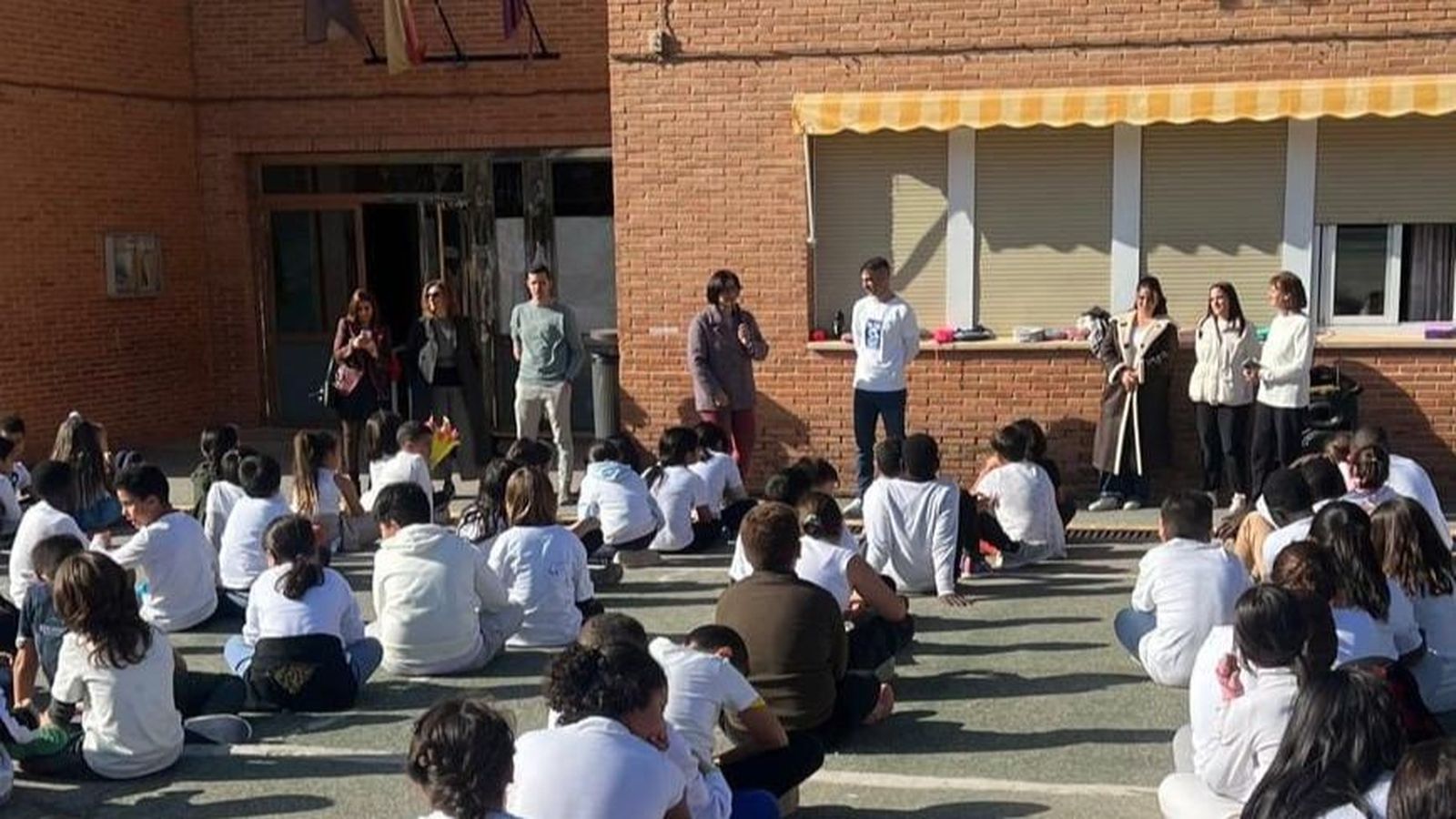 Jornada inclusiva en el CEIP Gallego Burín por el Día Internacional de las Personas con Discapacidad