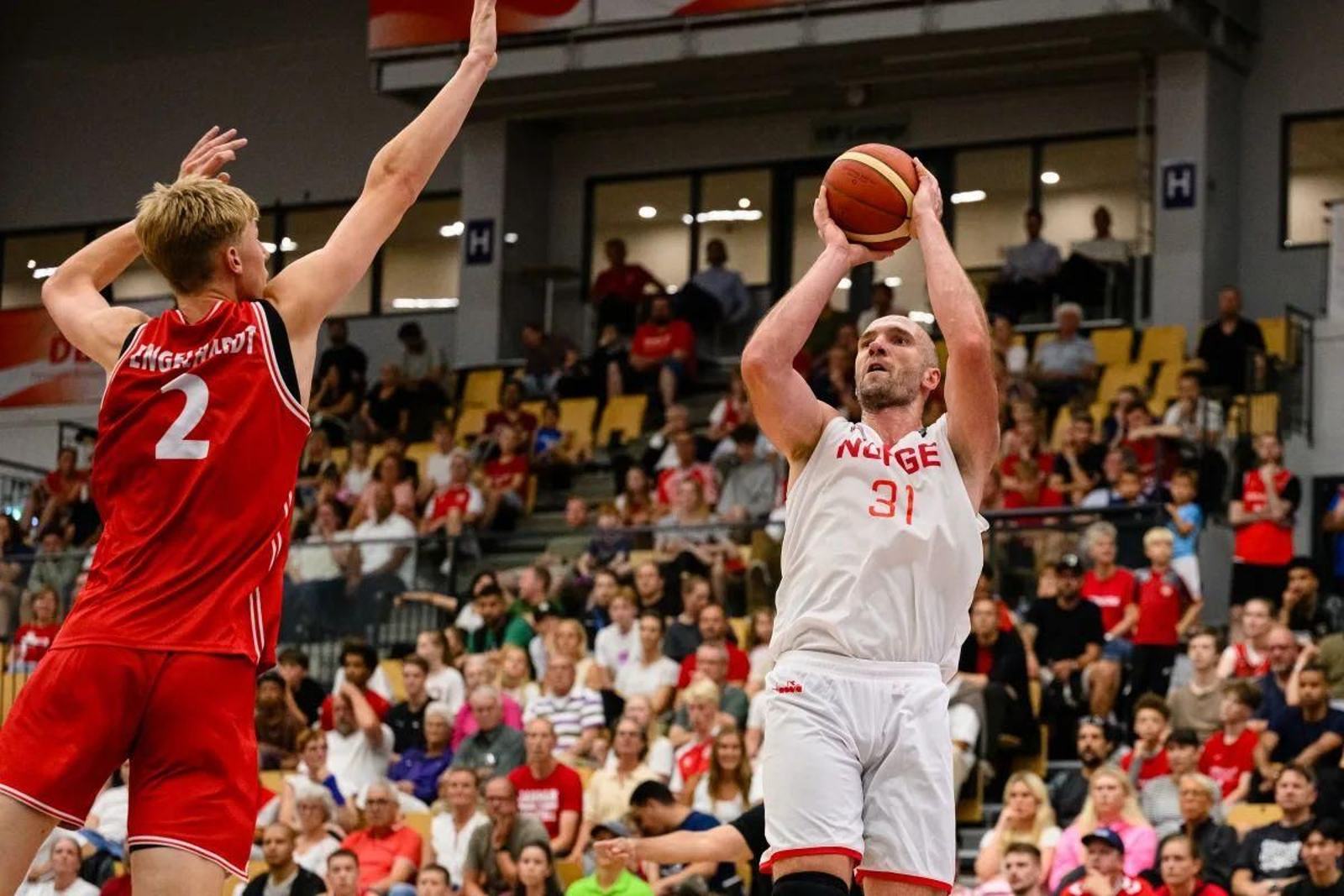 Marcus Moller, a buen nivel con Dinamarca en el Premundial