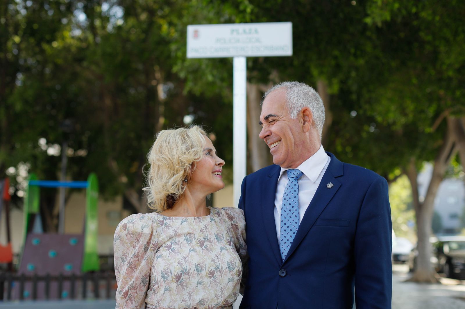 Inauguración de la plaza dedicada al Policía Local Paco Carretero Escribano