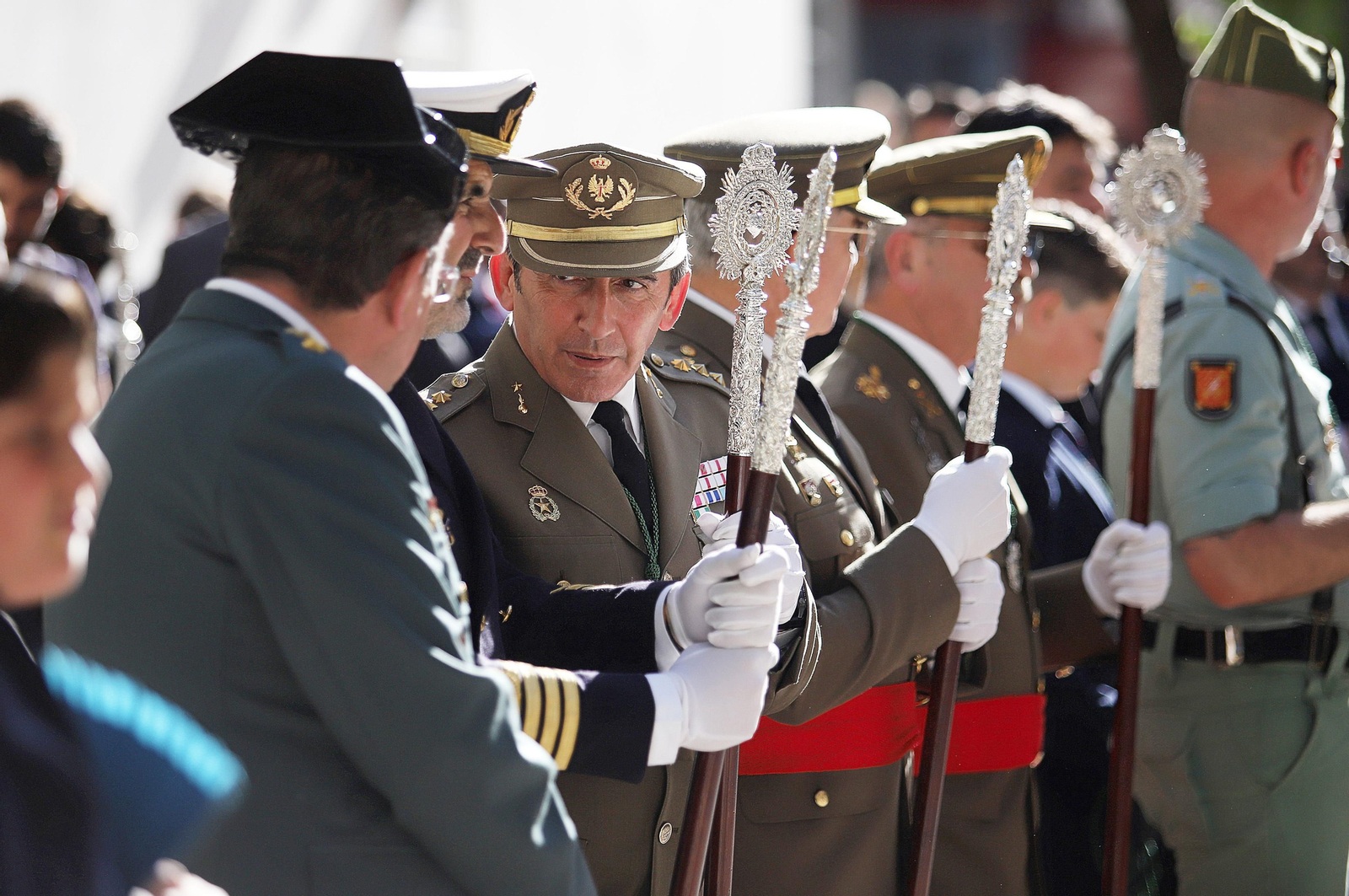 Sábado de Pasión: Imágenes de La Legión con el Cristo de la Vera+Cruz