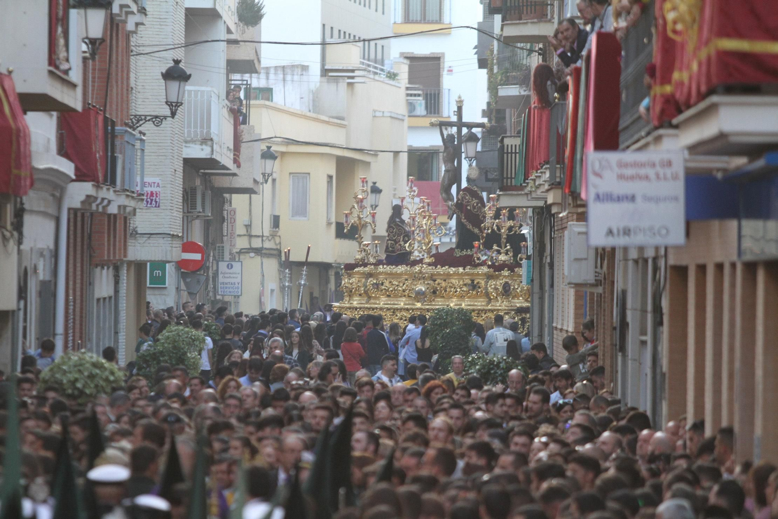 Imágenes de la Hermandad del Santísimo Cristo de la Expiración y Nuestra Señora de la Esperanza
