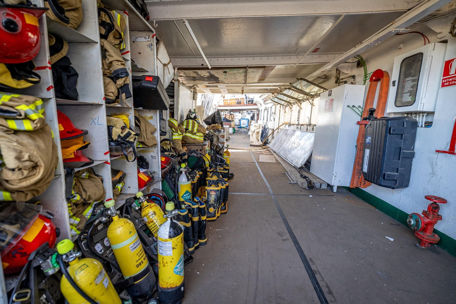 Armada: Las imágenes del 'Juan Sebastián de Elcano' de obras en Navantia San Fernando
