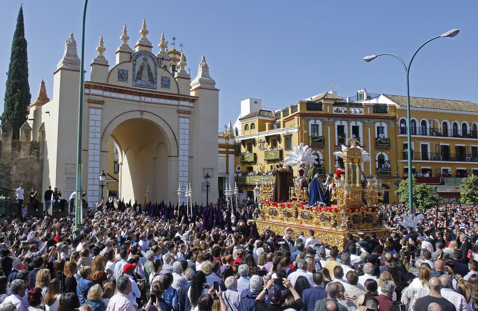 LA MACARENA, por la mañana