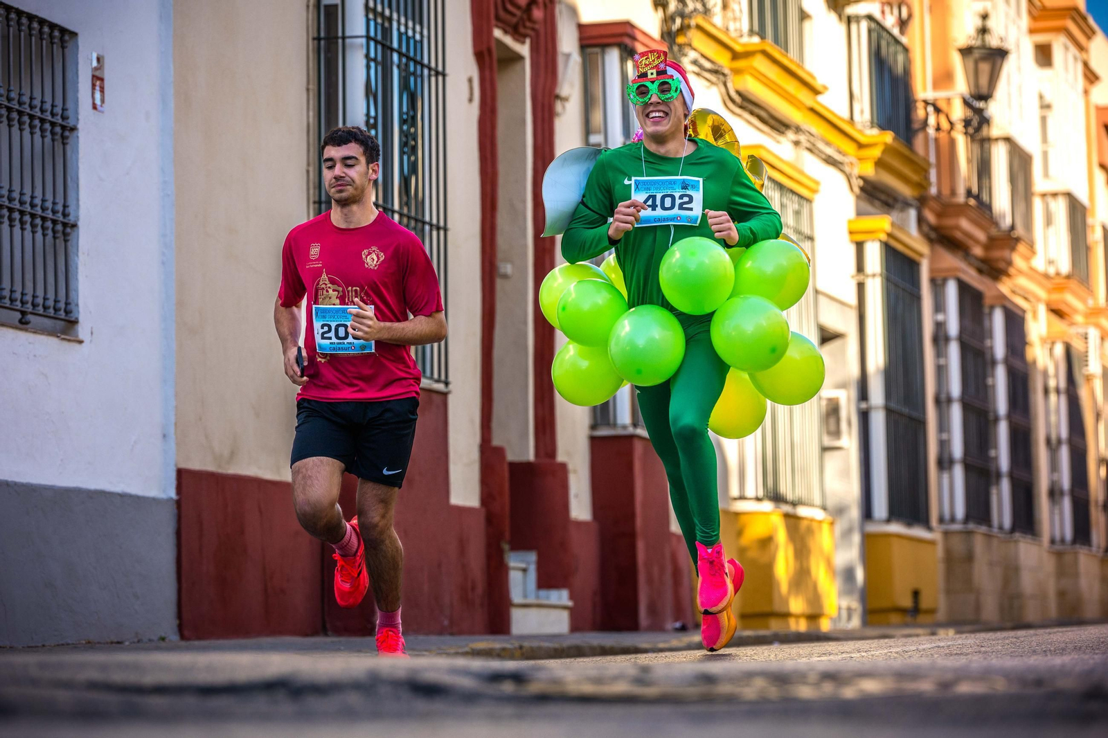 Gran ambiente en la Carrera Solidaria de la Divina Pastora en San Fernando