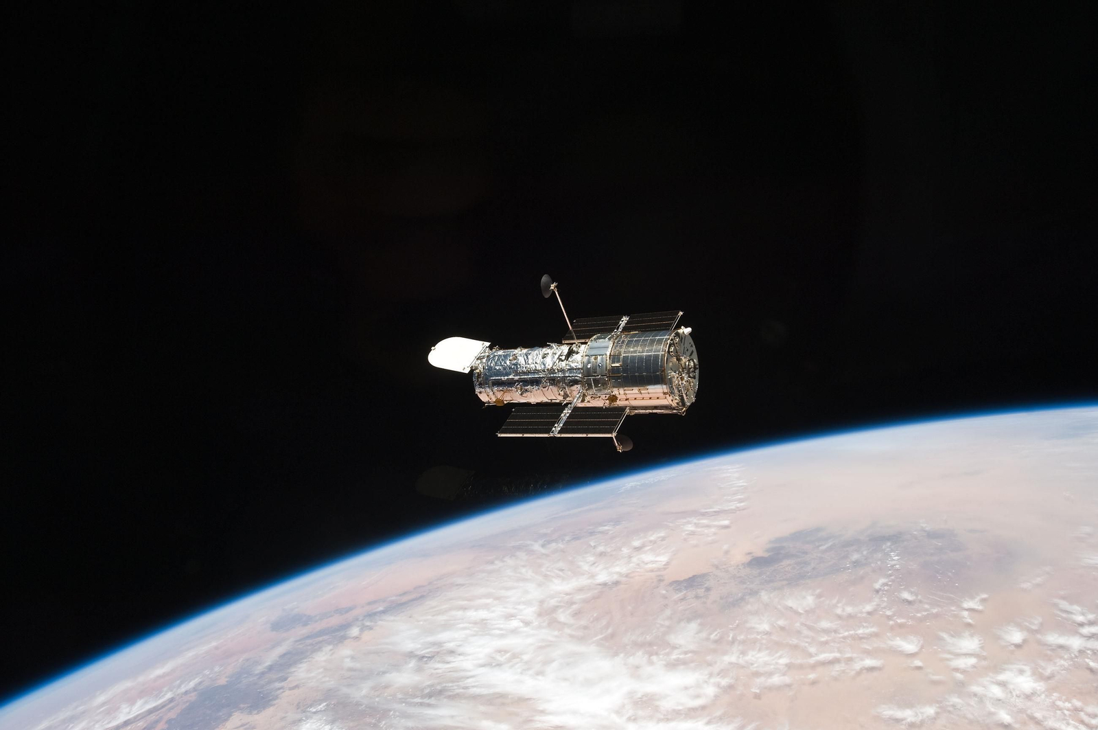 El telescopio espacial Hubble.