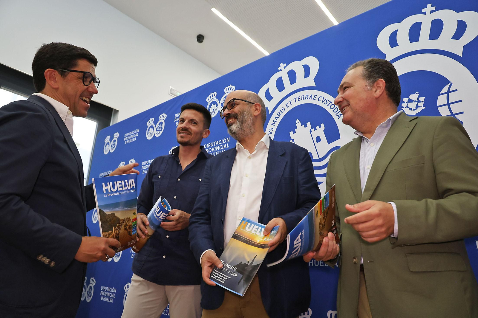 Imágenes de la presentación de la revista de Turismo "Huelva Tu Destino"