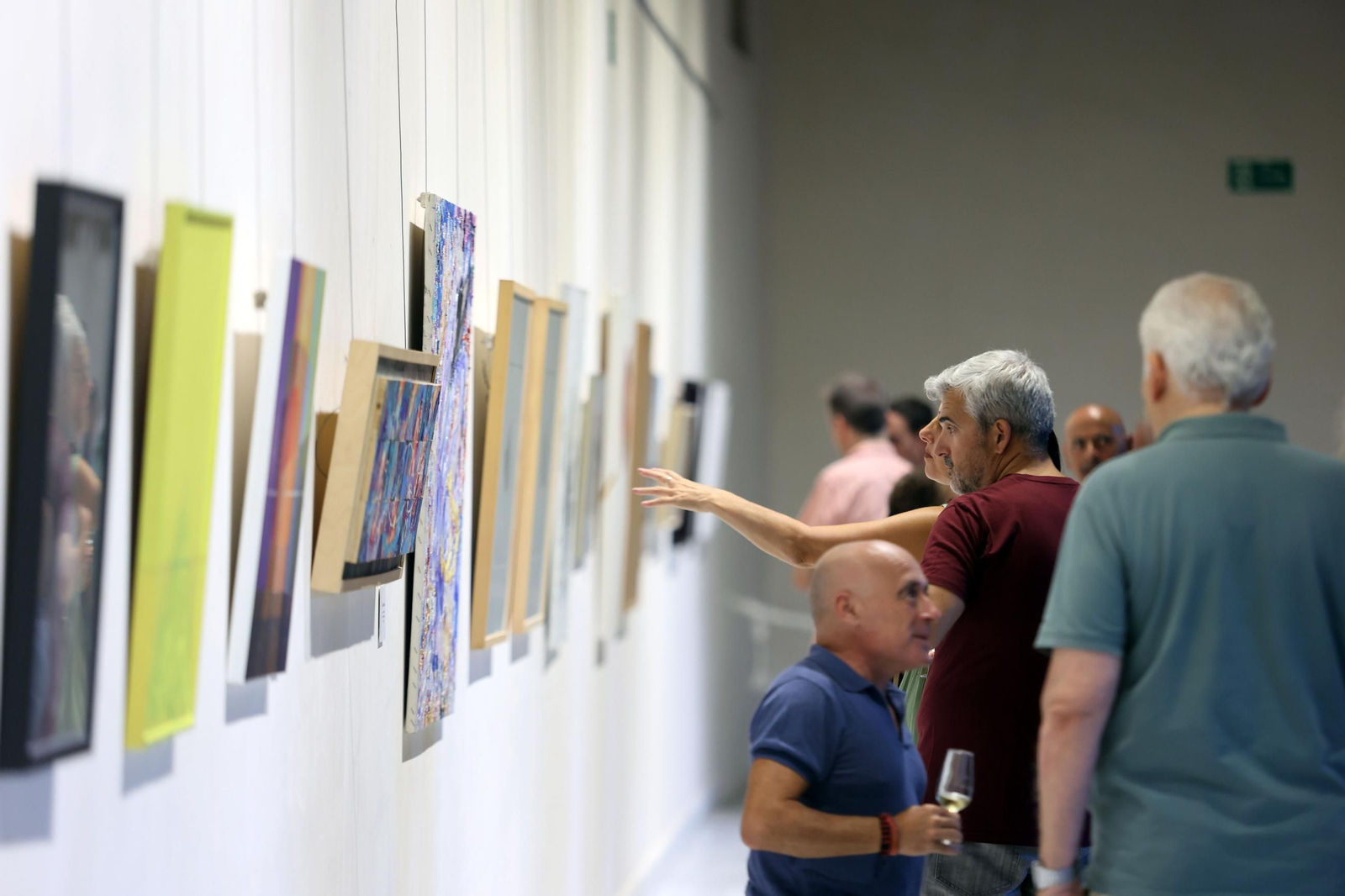 Imágenes de la exposición 'Esencias que unen' a Haro y Jerez