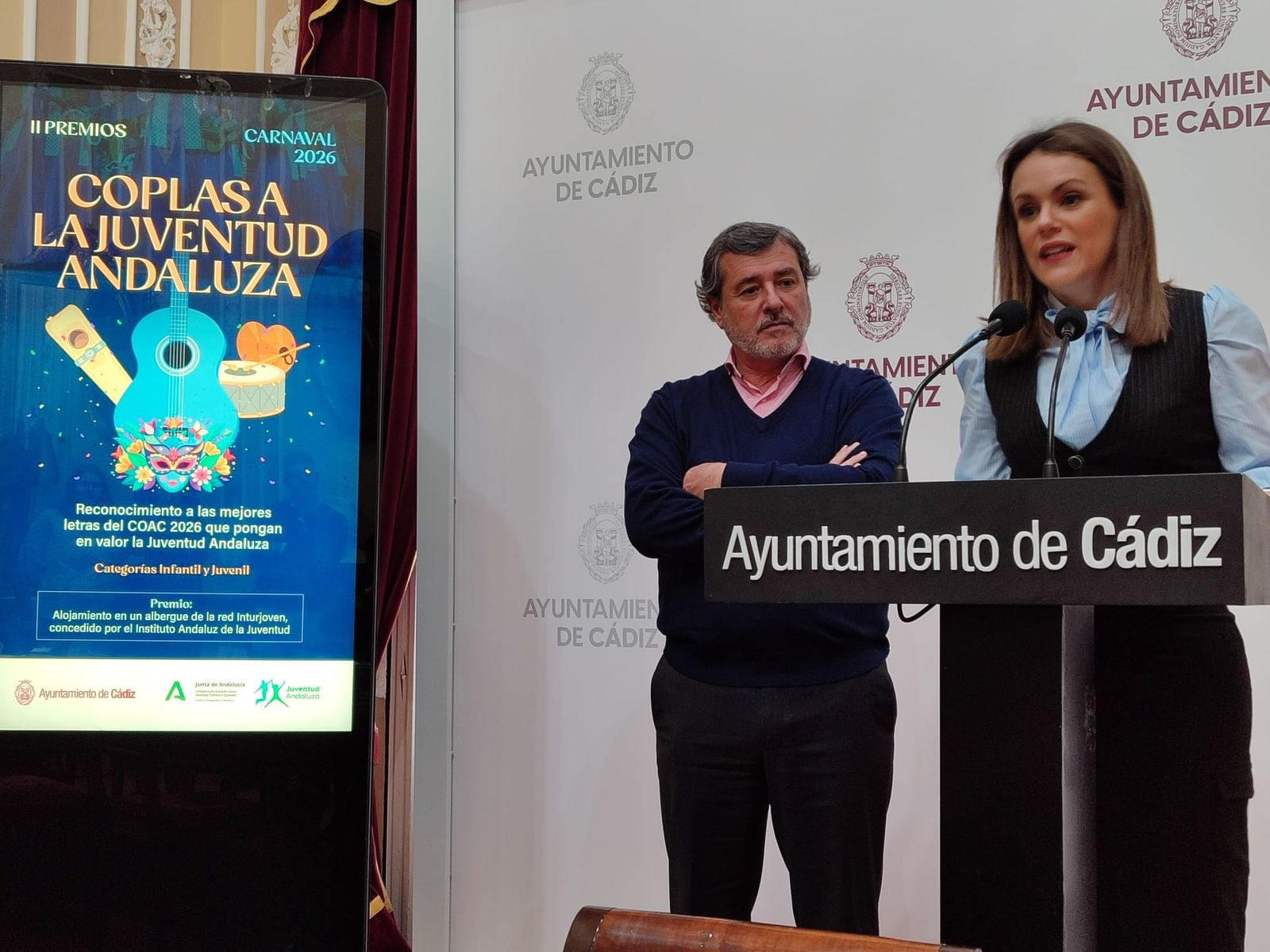 Beatriz Gandullo y Alfonso Candón presentan la segunda edición de Coplas a la juventud andaluza