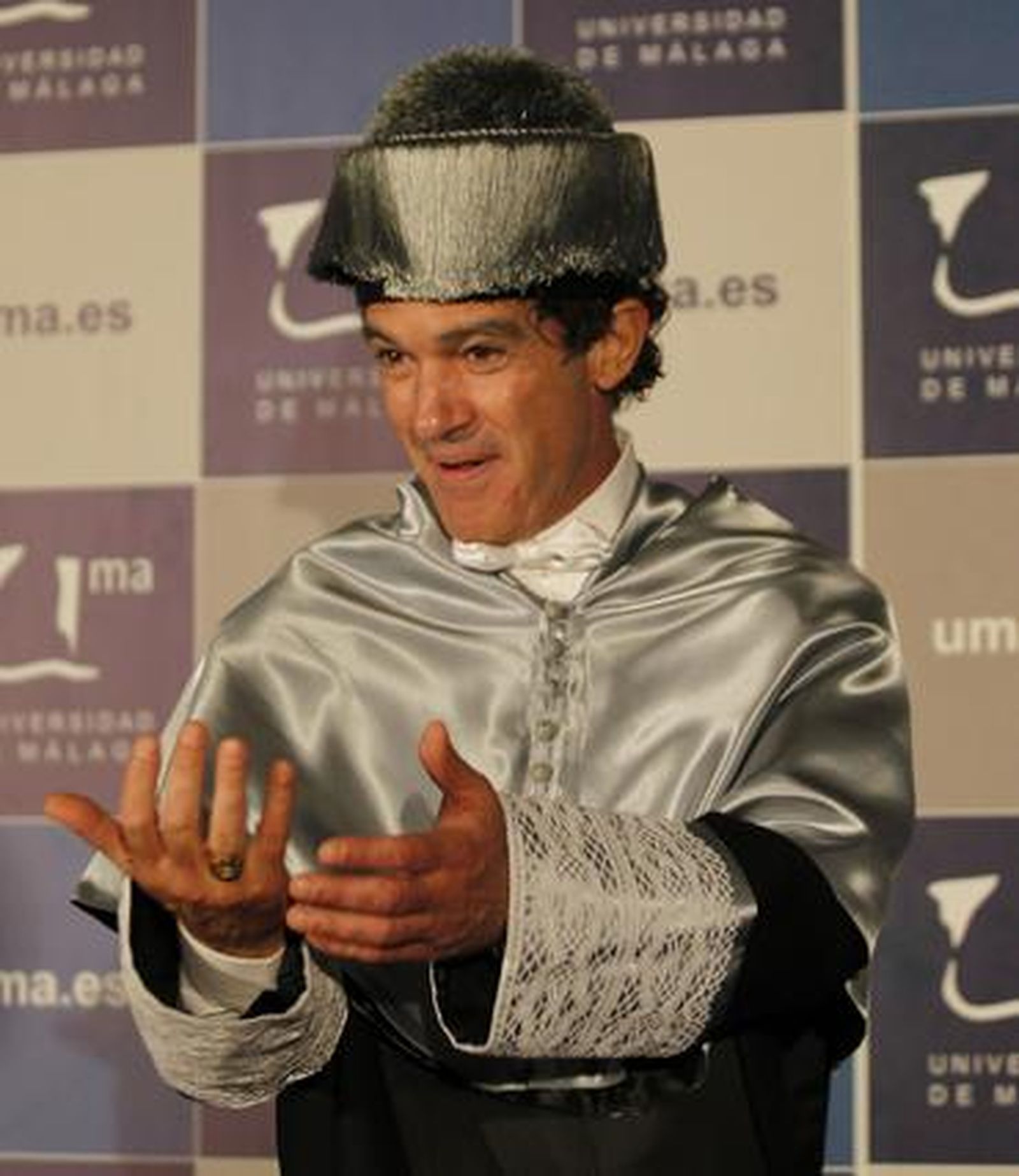 Acto de investidura de Antonio Banderas como doctor honoris causa por la UMA.

Foto: Sergio Camacho