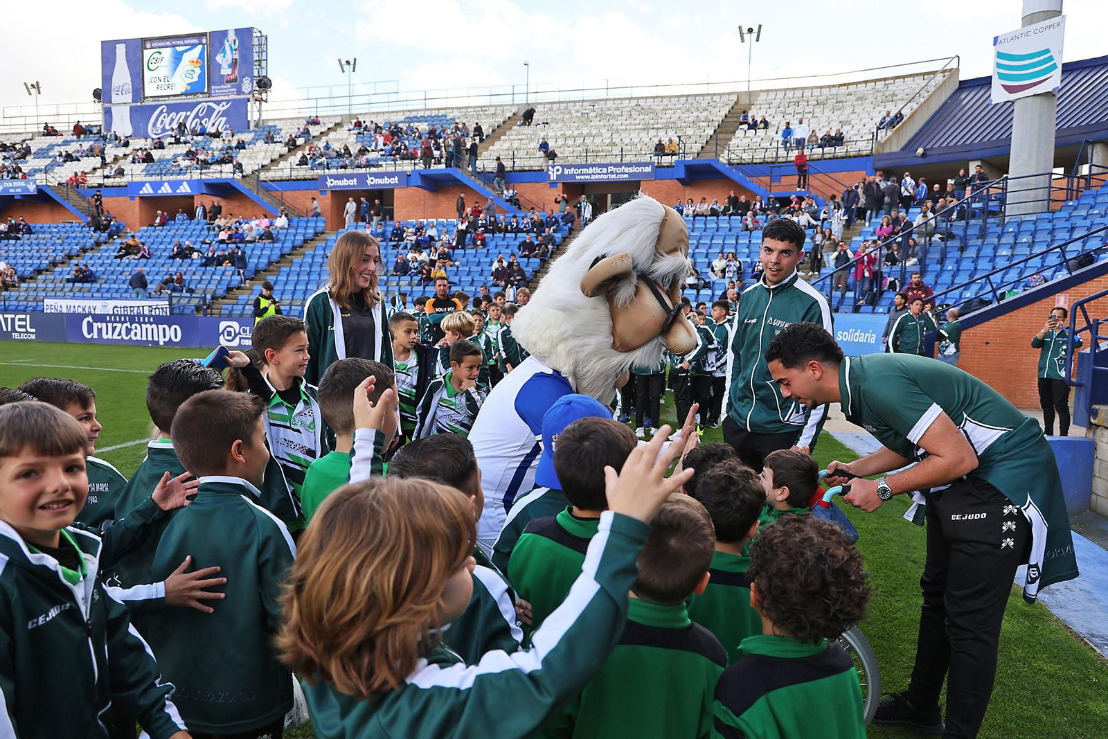 Búscate en el Nuevo Colombino en el Recreativo de Huelva vs Antequera