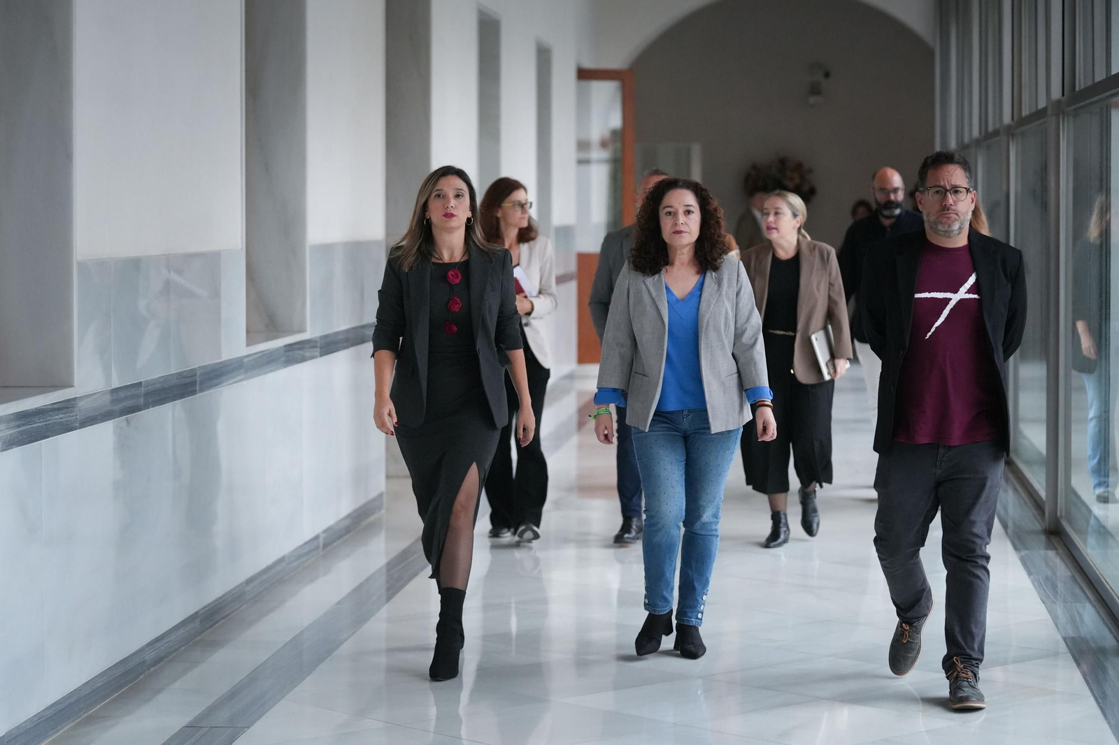 Los portavoces de los grupos de izquierda de la oposición, María Márquez (PSOE), Inma Nieto (Por Andalucía), y José Ignacio García (Adelante Andalucía)